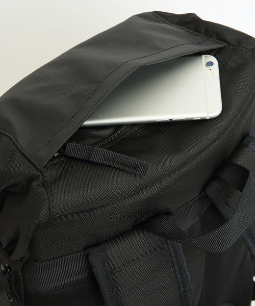 NIXON（ニクソン）の「NIXON/ニクソン バックパック Landlock Backpack II 33L C2813000-00（バックパック/リュック・メンズ・ブラック・FREE）」の5枚目の写真