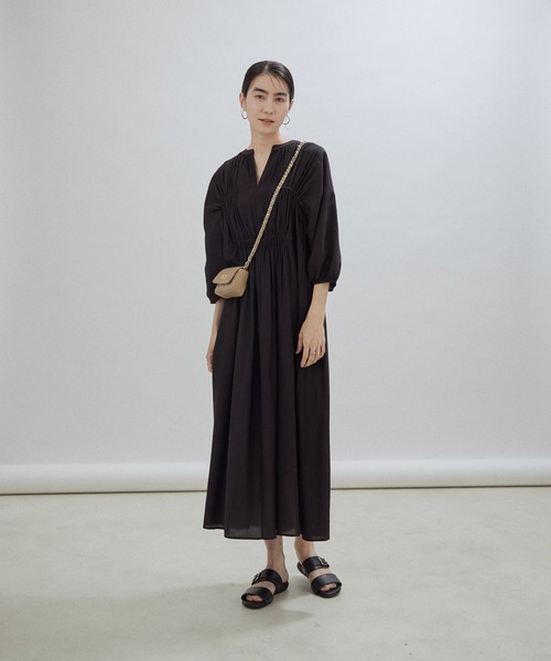 SALON adam et rope'（サロン アダム エ ロペ）の「【ARTESANOS（アルテサノス）】コンフォートソールサンダル（サンダル・レディース・ブラック/ベージュ/キャメル・36/37/38）」の7枚目の写真