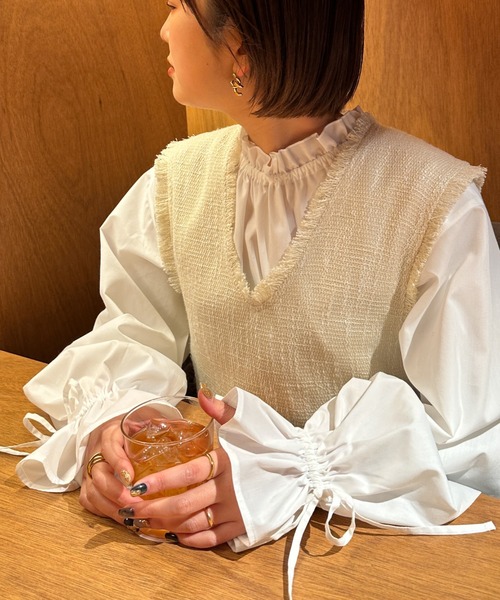 Ambre Ciel（アンブルシエル）の「マルチウェイギャザーブラウス／【WEB/EC限定商品】（シャツ/ブラウス・レディース・ライトベージュ/オフホワイト・FREE）」の13枚目の写真