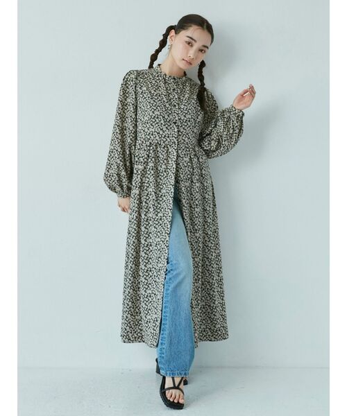 MURUA(ムルーア)の「フラワープリントティアードワンピース(ワンピース・レディース・ブラック/グリーン/ベージュ・FREE)」の12枚目の写真