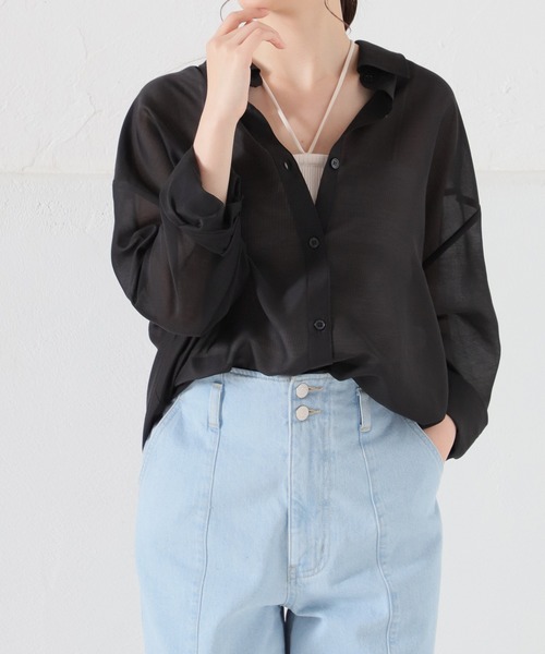 Honeys（ハニーズ）の「シアーシャツ（シャツ/ブラウス・レディース・ラベンダー/ブラック/ホワイト/ライトカーキ/グレイッシュベージュ/イエロー/ブルー/ローズ系/モカ・L/S/M）」の13枚目の写真