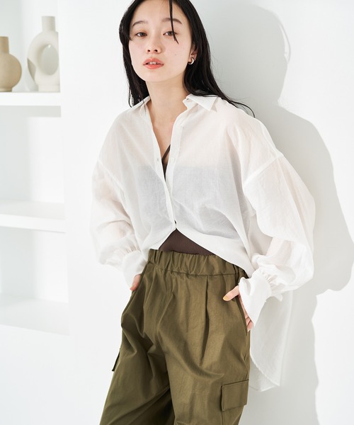 VIS(ビス)の「オーバーサイズシンプルシアーシャツ(シャツ/ブラウス・レディース・ホワイト/ブラック/サックスブルー/ベージュ系その他3・FREE)」の10枚目の写真