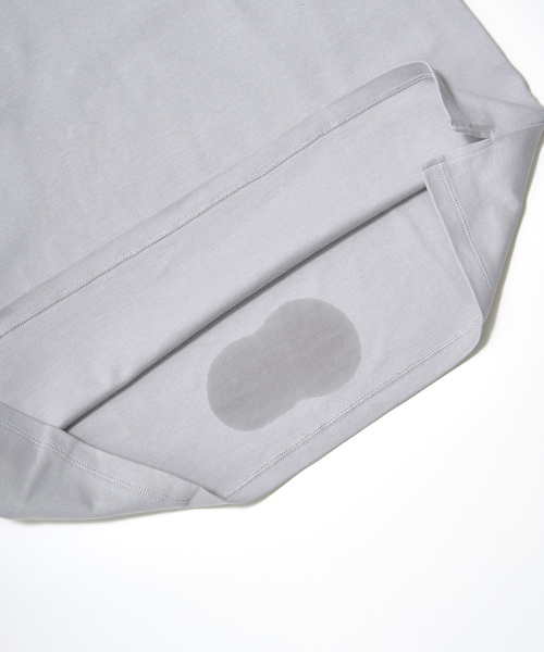 EDIFICE(エディフィス)の「”撥水&汗染み防止機能” プロテック ポンチ Tシャツ(Tシャツ/カットソー・メンズ・チャコールグレー/グリーン/ブラック/ホワイト・SMALL/LARGE/MEDIUM/X-LARGE)」の8枚目の写真