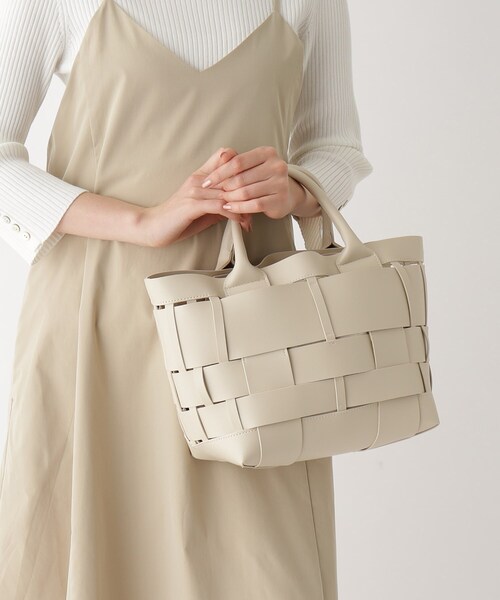 OPAQUE.CLIP（オペークドットクリップ）の「◆メッシュトート（トートバッグ・レディース・オフホワイト/ブラック・00）」の9枚目の写真