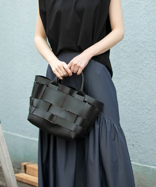 OPAQUE.CLIP（オペークドットクリップ）の「◆メッシュトート（トートバッグ・レディース・オフホワイト/ブラック・00）」の12枚目の写真