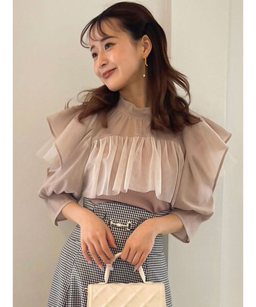 dazzlin（ダズリン）の「シアーチュールインフリルトップス（シャツ/ブラウス・レディース・ピンク/グレー/オフホワイト・FREE）」の11枚目の写真