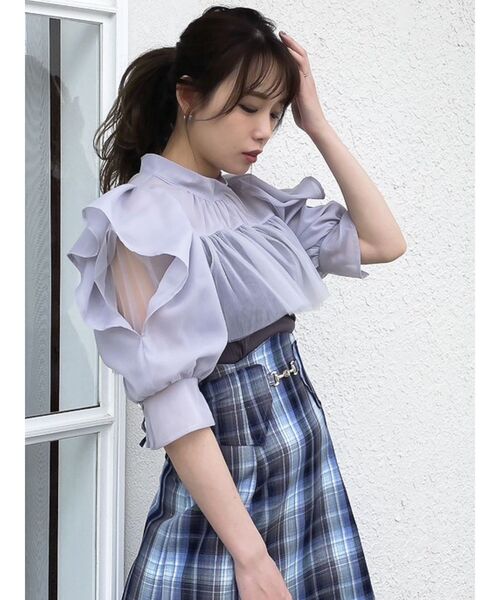 dazzlin（ダズリン）の「シアーチュールインフリルトップス（シャツ/ブラウス・レディース・ピンク/グレー/オフホワイト・FREE）」の17枚目の写真