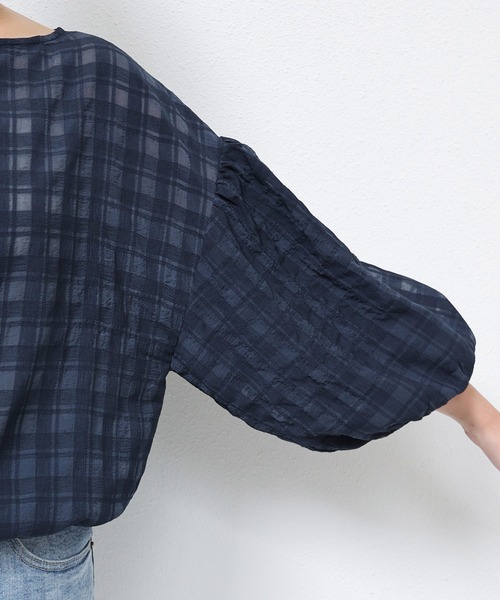 andme（アンドミー）の「シアーチェックボリュームスリーブブラウス（シャツ/ブラウス・レディース・ブラック/ネイビー/オフホワイト/イエロー・M/L）」の13枚目の写真