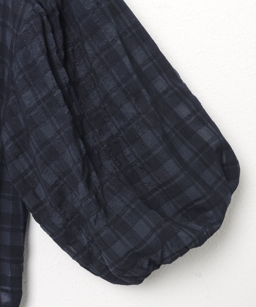 andme（アンドミー）の「シアーチェックボリュームスリーブブラウス（シャツ/ブラウス・レディース・ブラック/ネイビー/オフホワイト/イエロー・M/L）」の7枚目の写真