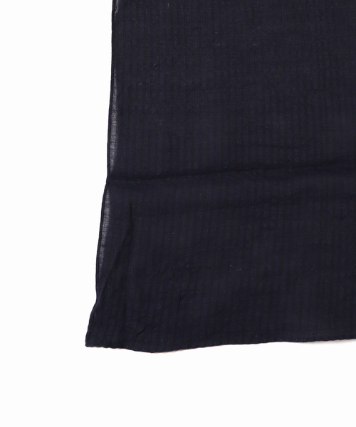 VERMEIL par iena(ヴェルメイユパーイエナ)の「【BENARAS BY CITRUS×MAISON N.H PARIS×VERMEIL par iena】Square stole(ストール/ショール・レディース・ネイビー/レッド・FREE)」の8枚目の写真