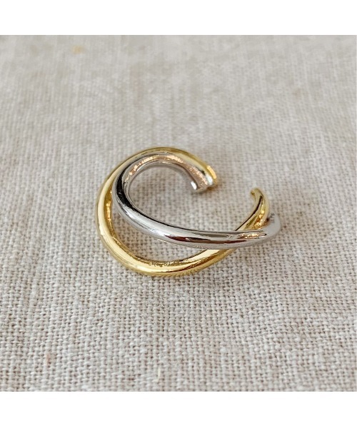 CALIFORNIA OUTFITTERS(カリフォルニア アウトフィッターズ)の「3-ツイストライン イヤーカフ ダブルライン【LULKA-ルールカ-】(イヤーカフ・レディース・シルバー/ゴールド/シルバー×ゴールド・FREE)」の5枚目の写真