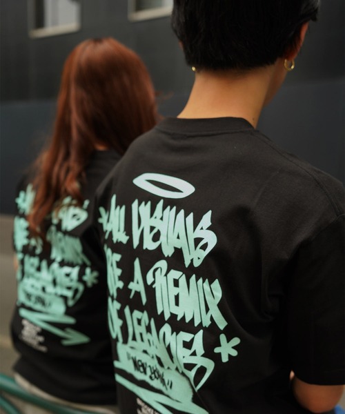 国内発送/本物保証/AVIREX TAGGING SIGN T-SHIRT 3色 人気☆ AVIREX tシャツ 「WEB＆DEPOT限定」TAGGING SIGN T-SHIRT