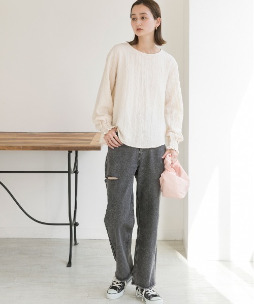 ad thie(アドティエ)の「シャーリング スリーブリップル ブラウス(シャツ/ブラウス・レディース・ブラック/オレンジ/ライトグリーン/ピンク/オフホワイト/イエロー・LARGE/MEDIUM)」の8枚目の写真