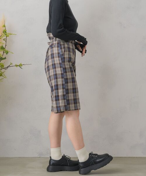 RETRO GIRL（レトロガール）の「共ベルト付きバミューダPT（その他パンツ・レディース・ブラウン系その他2/ナチュラル/ブラック/ダークグレー・FREE）」の14枚目の写真