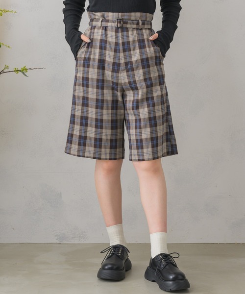 RETRO GIRL（レトロガール）の「共ベルト付きバミューダPT（その他パンツ・レディース・ブラウン系その他2/ナチュラル/ブラック/ダークグレー・FREE）」の4枚目の写真