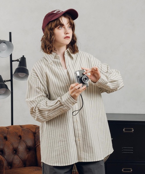 MUHET（ミュエータ）の「アソートレギュラーカラーシャツ（シャツ/ブラウス・レディース・ホワイト系その他/オフホワイト/チャコールグレー/ネイビー/ピンク系その他・MEDIUM/LARGE/SMALL）」の3枚目の写真