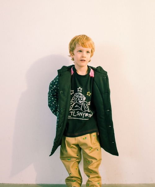 LOWRYS FARM(ローリーズファーム)の「LSBリバーシブルコート 975086(ダウンジャケット/コート・キッズ・ブルー/ブラック/グリーン・130cm/150cm/110cm)」の4枚目の写真