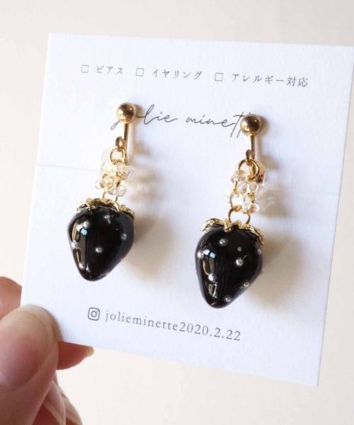 CERCA(チェルカ)の「jolie minette/小さな フルーツ ゴールド イヤリング(イヤリング・レディース・クリア/ブラック/ベージュ/ブラウン・FREE)」の2枚目の写真