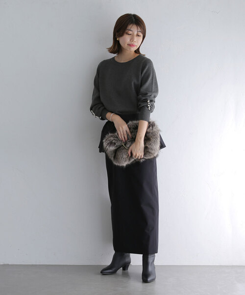 La TOTALITE(ラトータリテ)の「ウォッシャブルパールニットプルオーバー(ニット/セーター・レディース・ブラック/チャコールグレー/レッド・FREE)」の10枚目の写真