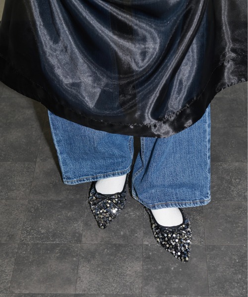 THE YOn（ザヨン）の「スパンコールフラットパンプス（パンプス・レディース・ブラック/シルバー・37/38/39）」の5枚目の写真