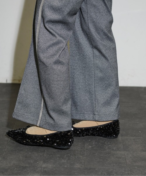 THE YOn（ザヨン）の「スパンコールフラットパンプス（パンプス・レディース・ブラック/シルバー・37/38/39）」の14枚目の写真