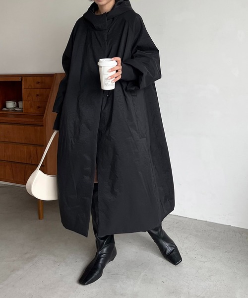 CAPRICIEUX LE'MAGE（カプリシューレマージュ）の「〈VERSEAU/ヴェルソー〉中綿フーディーコート（ダウンジャケット/コート・レディース・ブラック/アイボリー・FREE/PS）」の3枚目の写真