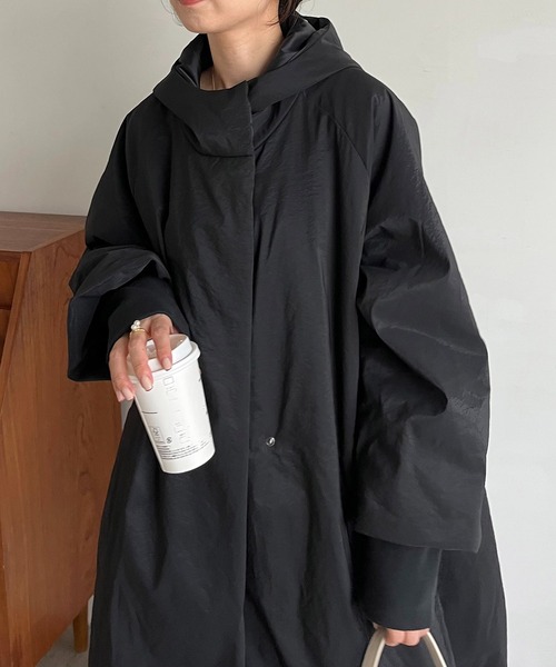 CAPRICIEUX LE'MAGE（カプリシューレマージュ）の「〈VERSEAU/ヴェルソー〉中綿フーディーコート（ダウンジャケット/コート・レディース・ブラック/アイボリー・FREE/PS）」の7枚目の写真