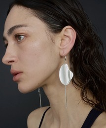 【金属アレルギー対応】Leaf Bijou Asymmetry Pierce/リーフビジューアシンメトリーピアス