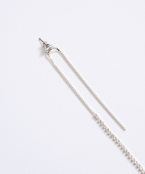 loni(ロニ)の「【金属アレルギー対応】Leaf Bijou Asymmetry Pierce/リーフビジューアシンメトリーピアス(ピアス(両耳用)・レディース・ゴールド/シルバー・FREE)」の22枚目の写真