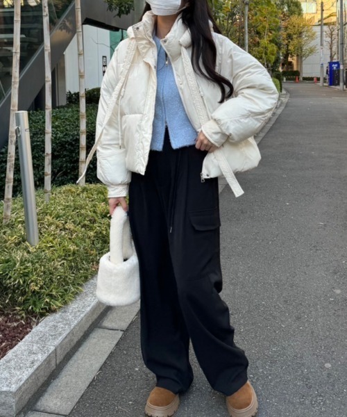 nemne store（ネンネストア）の「《Delfy》フード付きリボン中綿ショートブルゾン（ダウンジャケット/コート・レディース・ブラック/アイボリー・フリー）」の14枚目の写真