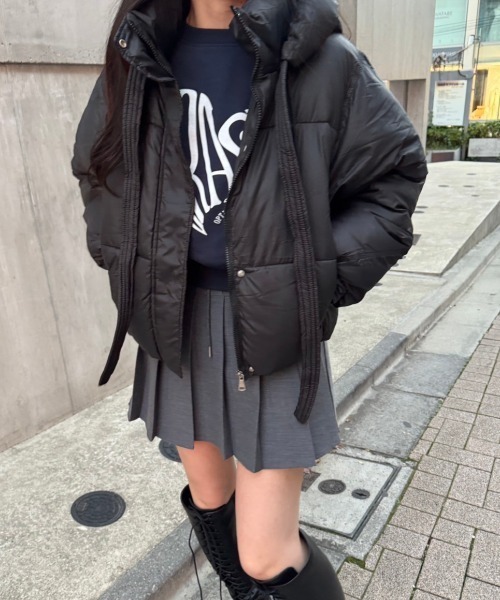 nemne store（ネンネストア）の「《Delfy》フード付きリボン中綿ショートブルゾン（ダウンジャケット/コート・レディース・ブラック/アイボリー・フリー）」の20枚目の写真