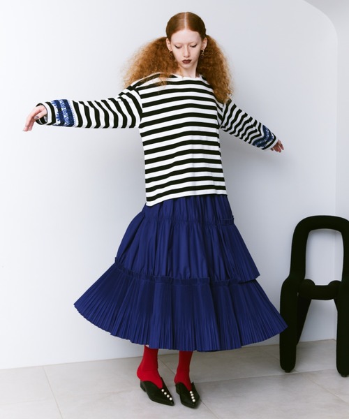 manana suerte(マニャーナスエルテ)の「レースプリントボーダーロングスリーブTシャツ(Tシャツ/カットソー・レディース・ブラック/レッド・FREE)」の4枚目の写真