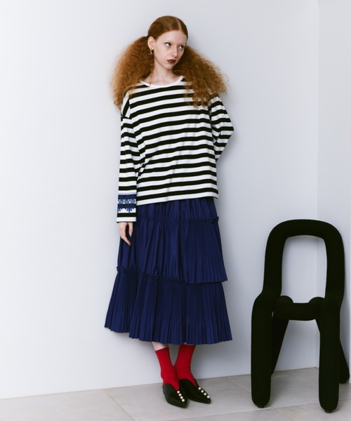 manana suerte(マニャーナスエルテ)の「レースプリントボーダーロングスリーブTシャツ(Tシャツ/カットソー・レディース・ブラック/レッド・FREE)」の3枚目の写真