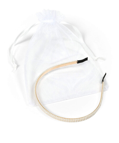 BeBe Petits Pois Vert（ベベプチポワヴェール）の「パール３連カチューシャ（カチューシャ・キッズ・オフホワイト・FREE）」の3枚目の写真