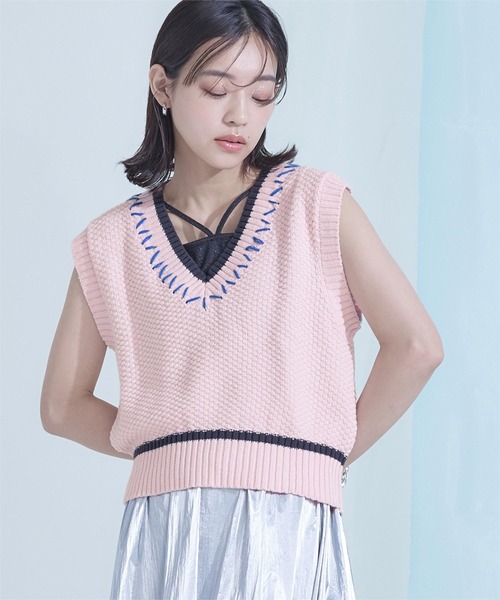 miette（ミエット）の「配色ステッチVネックベスト（ベスト・レディース・ピンク/アイボリー/ブラック・FREE）」の3枚目の写真