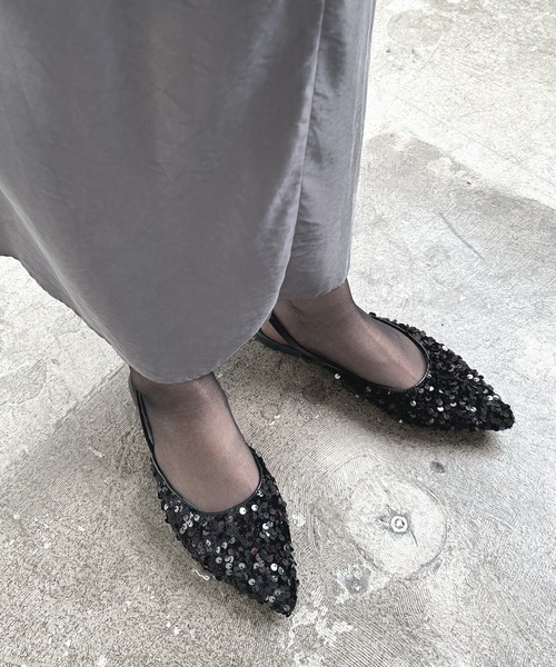 Futier land（フューティアランド）の「スパンコールポインテッドフラットミュール（パンプス・レディース・シルバー/ブラック・36/37/38/39/40）」の9枚目の写真