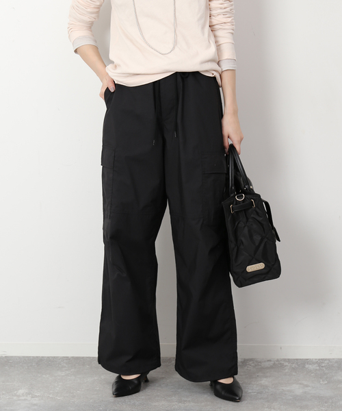 SLOBE IENA(スローブイエナ)の「パラシュートパンツ(カーゴパンツ・レディース・ブラック/アイボリー・36/38)」の13枚目の写真