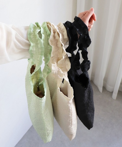 T・S・L（ティーエスエル）の「【T・S・L】ギャザーハンドルミニトートバッグ 1241-426-1（トートバッグ・レディース・ブラック/アイボリー/ライトグリーン・FREE）」の13枚目の写真