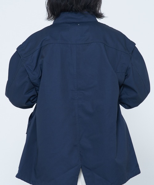 CORISCO（コリスコ）の「ツイル ２WAYミリタリージャケット(M1)（ミリタリージャケット・メンズ・ベージュ/ネイビー/オリーブ/ブラック/アイボリー・X-LARGE/LARGE/MEDIUM）」の11枚目の写真