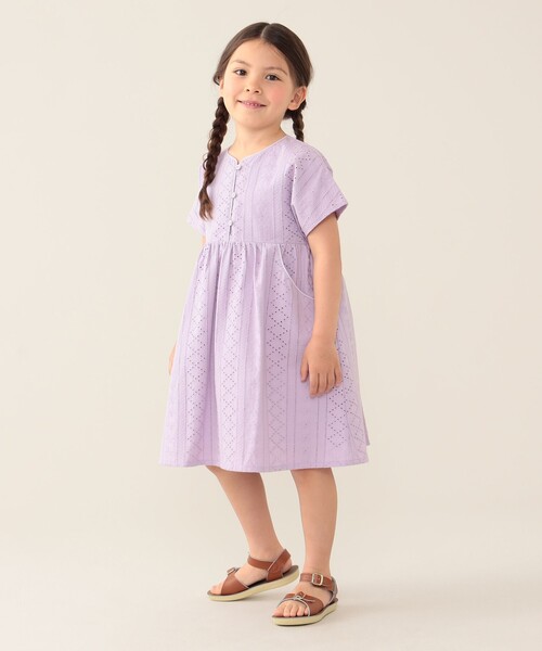 BEAMS mini(ビームスミニ)の「BEAMS mini / パンチング レース ワンピース 24SS(90~150cm)(ワンピース・キッズ・パープル系その他4/レッド系その他・100/90/150/140/130/120/110)」の2枚目の写真
