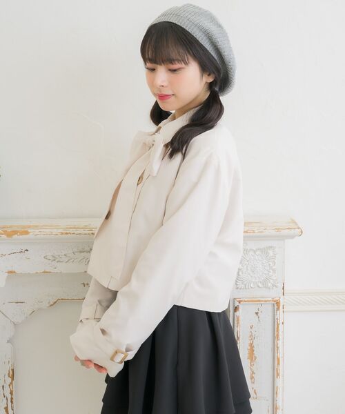 ems excite（エムズエキサイト）の「ボウタイショートトレンチ（トレンチコート・レディース・ブラック/ライトベージュ/ナチュラル・FREE）」の10枚目の写真