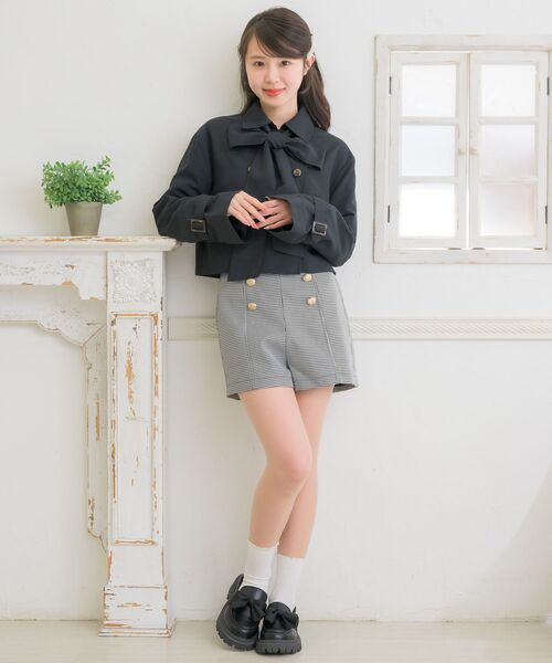 ems excite（エムズエキサイト）の「ボウタイショートトレンチ（トレンチコート・レディース・ブラック/ライトベージュ/ナチュラル・FREE）」の12枚目の写真