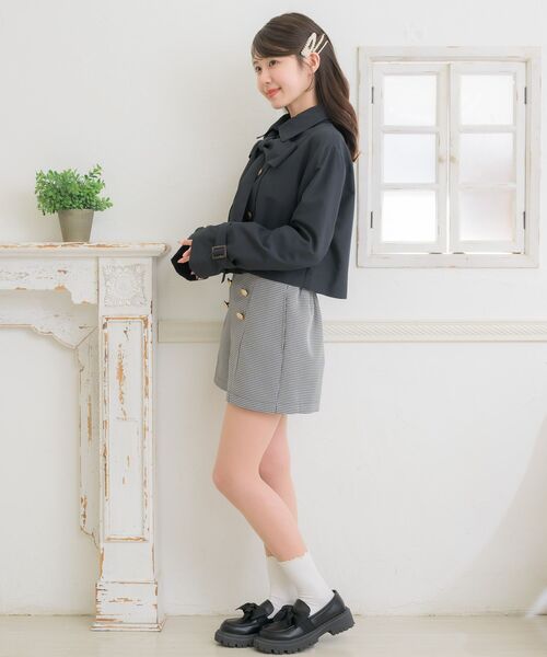 ems excite（エムズエキサイト）の「ボウタイショートトレンチ（トレンチコート・レディース・ブラック/ライトベージュ/ナチュラル・FREE）」の14枚目の写真