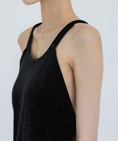 STUDIOUS(ステュディオス)の「【tanaka daisuke/タナカダイスケ】velour cami-onepiece/ベロアキャミワンピース(ワンピース・レディース・ブラック・FREE)」の8枚目の写真