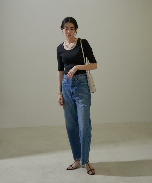 SALON adam et rope'（サロン アダム エ ロペ）の「KINANファームリーリブTシャツ（Tシャツ/カットソー・レディース・カーキ/ブラック/オフホワイト/レッド/ブルー・FREE）」の7枚目の写真