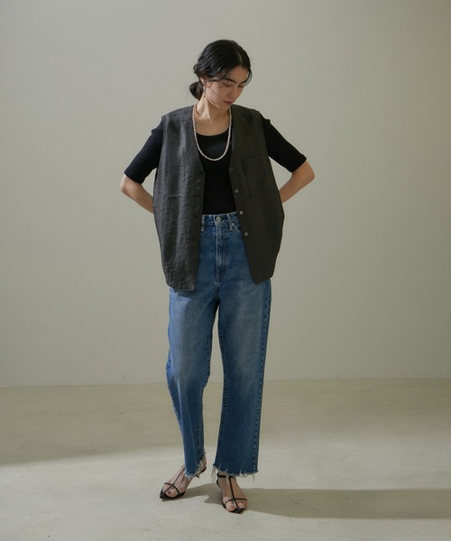 SALON adam et rope'（サロン アダム エ ロペ）の「KINANファームリーリブTシャツ（Tシャツ/カットソー・レディース・カーキ/ブラック/オフホワイト/レッド/ブルー・FREE）」の9枚目の写真