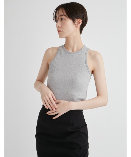 emmi(エミ)の「クロップドアメスリタンクトップ(タンクトップ・レディース・バーガンディー/ライトベージュ/ブラック/グレー・FREE)」の13枚目の写真