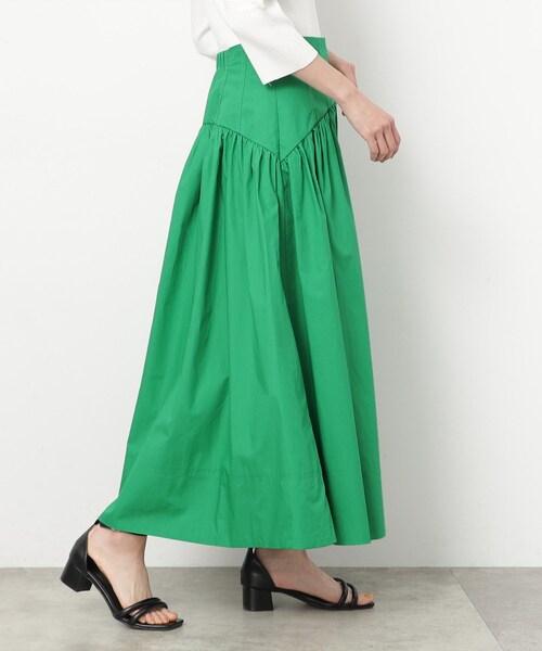 OPAQUE.CLIP（オペークドットクリップ）の「◆《美人百花掲載》カーブ切替ギャザーフレアスカート【洗濯機洗い可】（スカート・レディース・グリーン/ブラック・40/38/36）」の7枚目の写真