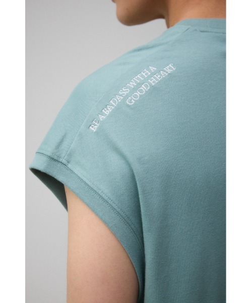 AZUL by moussy（アズールバイマウジー）の「オーバーサイズノースリーブトップス（Tシャツ/カットソー・メンズ・ホワイト/ライトブルー/ブラック・FREE）」の5枚目の写真