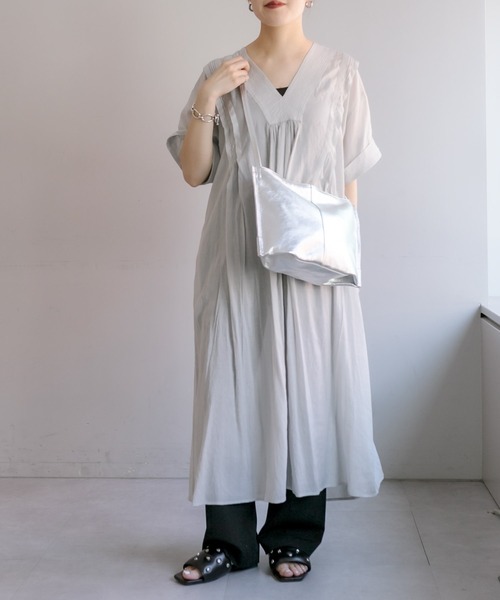 《本革/軽量》ぺったんショルダーバッグ 